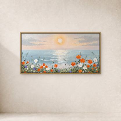 Fleurs du rivage au lever du soleil dans un fin cadre flottant doré sur un mur ivoire chaud avec une douce ombre naturelle