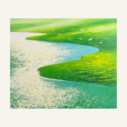 Vue complète d’Envol sur les prairies, un paysage horizontal de rivière et de prairies vertes avec des oiseaux blancs en vol