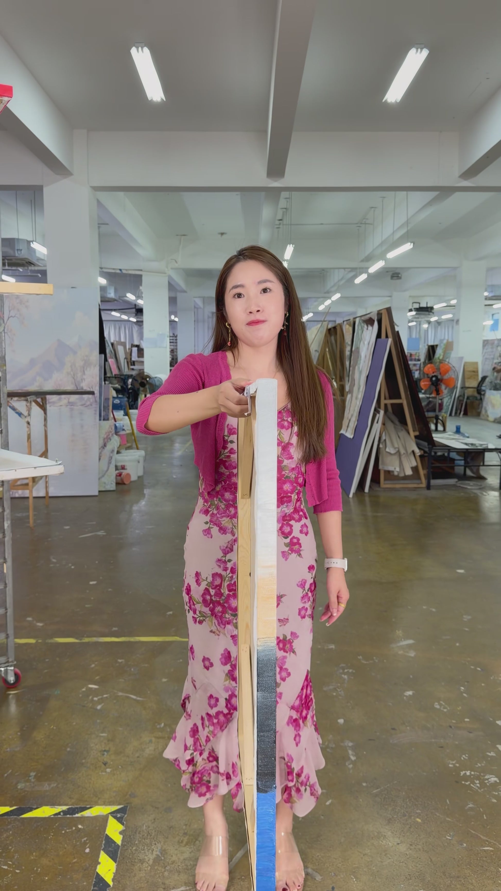 Workshop video showing Golden Summit turning from a narrow side profile to a complete frontal view